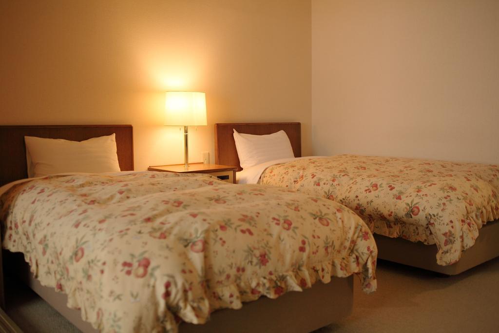 Hotel Sanazawa-No-Mori Numata  Zimmer foto
